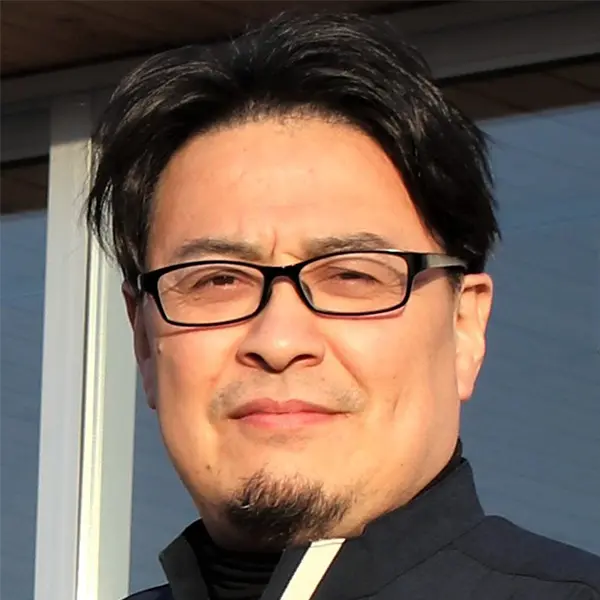 田久保　善彦氏